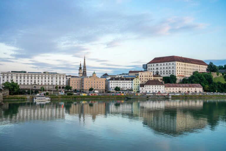 Bild von Linz, Konzept "GEO für lokale Unternehmen"